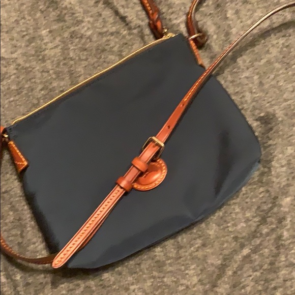 Dooney & Bourke purse - Picture 5 of 5